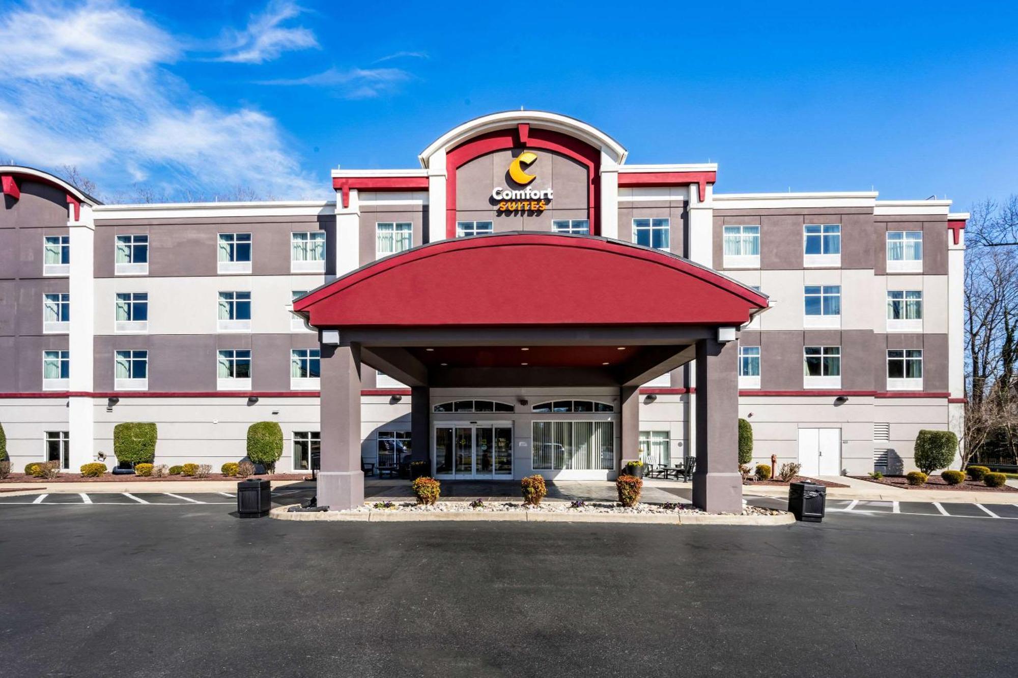 Comfort Suites Williamsburg Historic Area Exteriör bild